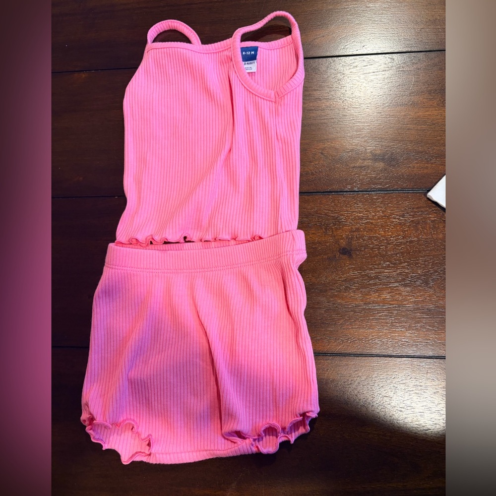 Old Navy Pink Ribbed Tank Top